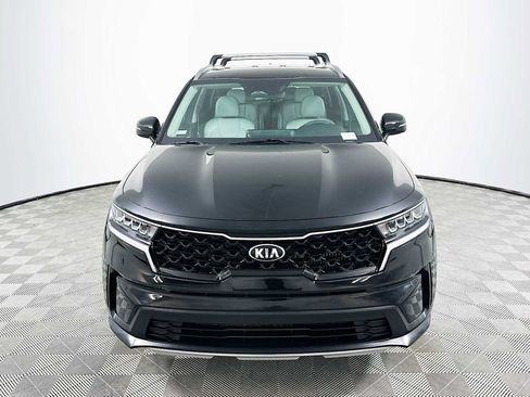 Used 2021 Kia Sorento S image 2