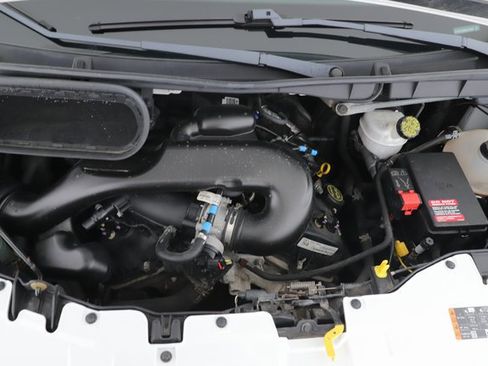 Used 2016 Ford Transit 250 130 Low Roof w/ Exterior Upgrade Package image 15