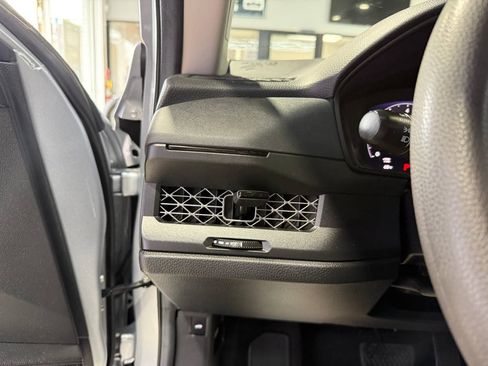 Used 2025 Honda Accord LX image 18