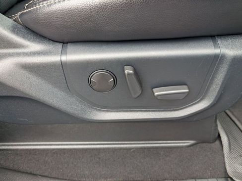 Certified 2021 Ford F250 Lariat w/ Chrome Package image 48