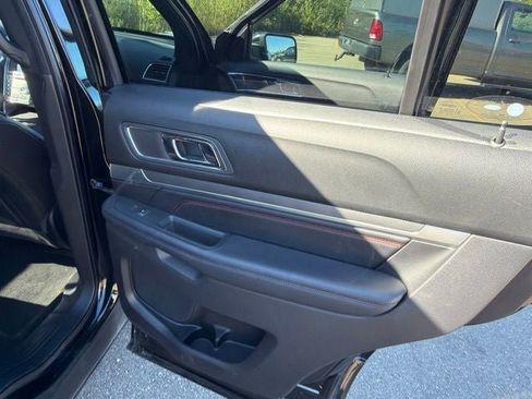 Used 2018 Ford Explorer Sport AWD/4WD image 7