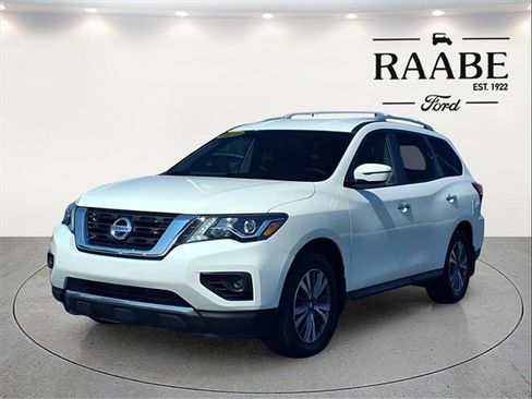 Used 2020 Nissan Pathfinder S image 3