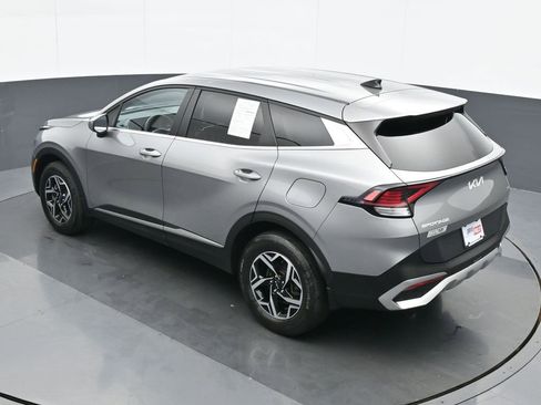 Used 2023 Kia Sportage LX image 19