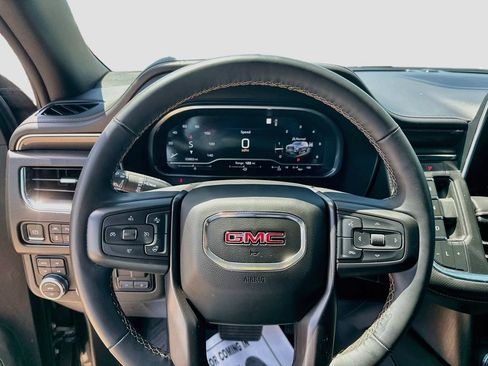 Used 2023 GMC Yukon AT4 w/ AT4 Premium Plus Package AWD/4WD image 14