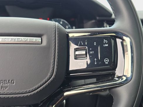 Certified 2025 Land Rover Range Rover Velar Dynamic SE AWD/4WD image 18