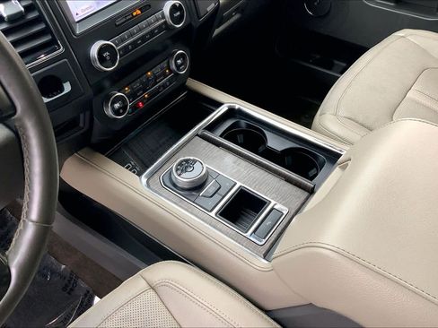 Used 2019 Ford Expedition Limited w/ Driver Assistance Package image 15
