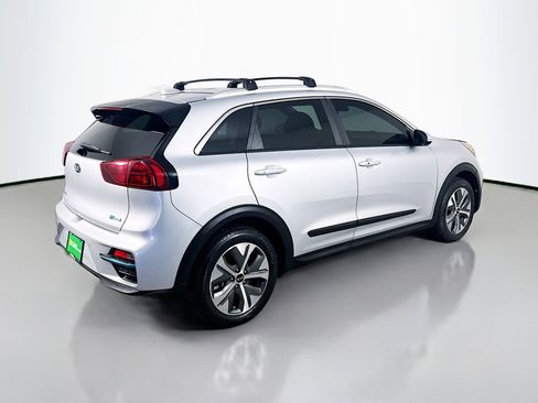 Used 2020 Kia Niro EX Premium image 10