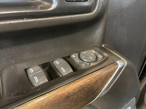 Used 2023 GMC Sierra 2500 Denali image 24