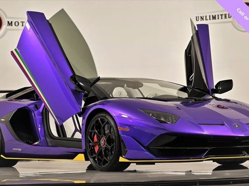 Used 2021 Lamborghini Aventador SVJ image 3