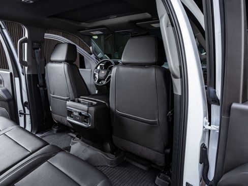 Used 2025 Chevrolet Silverado 2500 LTZ w/ LTZ Premium Package image 29