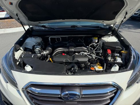 Used 2018 Subaru Outback 2.5i Premium AWD/4WD image 31