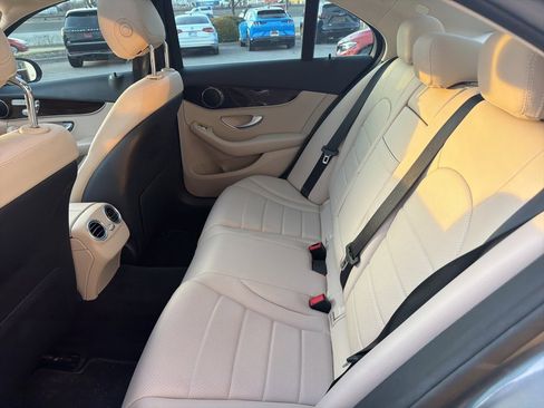 Used 2017 Mercedes-Benz C 300 Sedan image 11