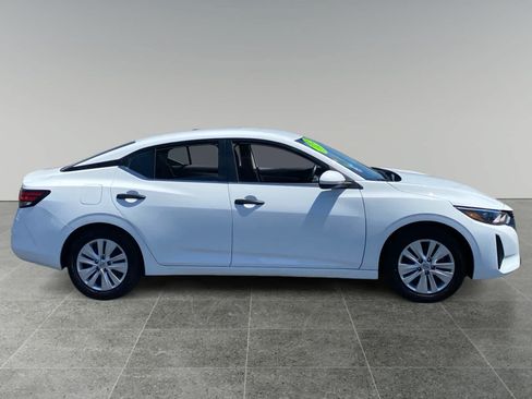 Used 2025 Nissan Sentra S FWD image 6