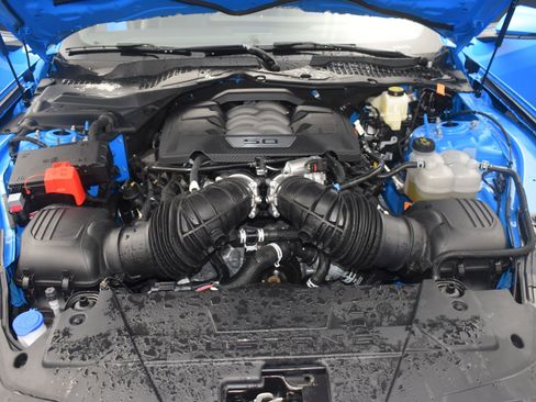 Used 2024 Ford Mustang GT Premium image 19