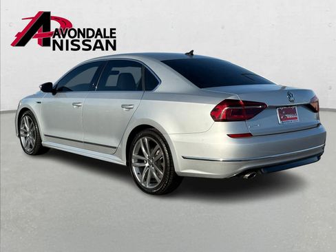 Used 2017 Volkswagen Passat 1.8T R-Line image 4