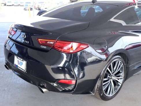 Used 2020 INFINITI Q60 3.0t Luxe RWD image 7