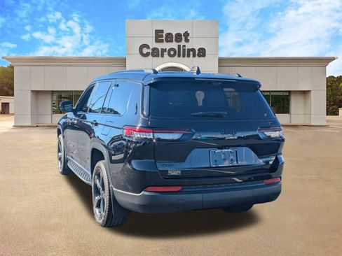 Certified 2024 Jeep Grand Cherokee L Limited w/ Luxury Tech Group II image 5