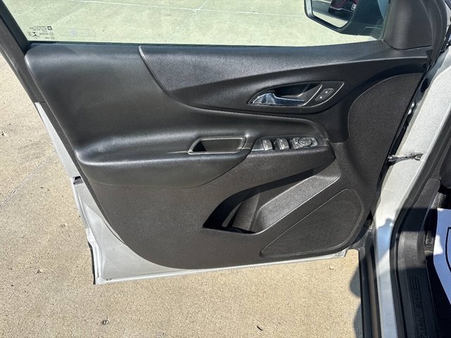 Used 2018 Chevrolet Equinox LT AWD/4WD image 3