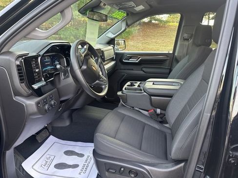 Used 2024 Chevrolet Silverado 1500 LT image 20