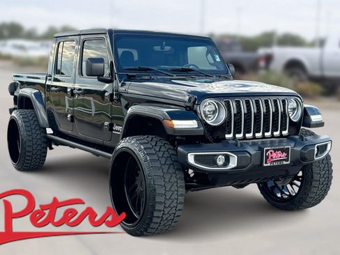 Used 2023 Jeep Gladiator Overland w/ Popular Equipment Package AWD/4WD image 1