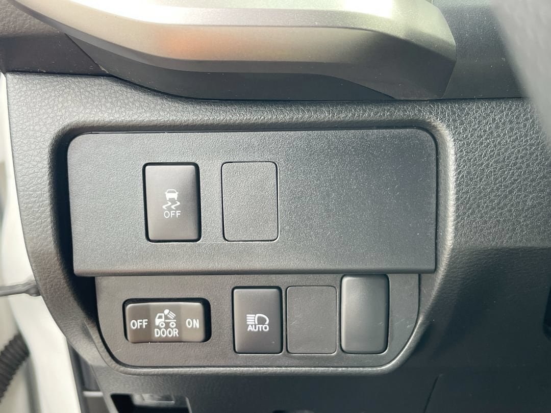 Certified 2023 Toyota Tacoma SR5 w/ SR5 Appearance Package RWD image 22