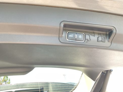 New 2026 Ford Explorer Active RWD image 28
