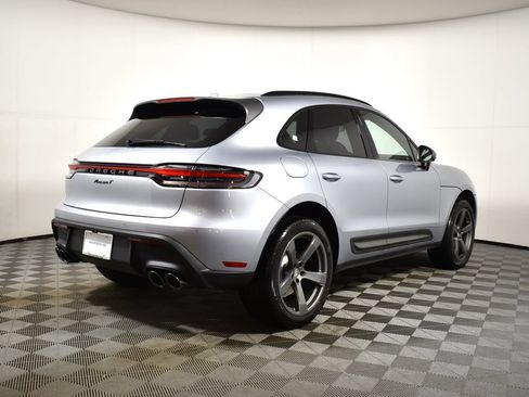 Used 2026 Porsche Macan AWD/4WD image 7