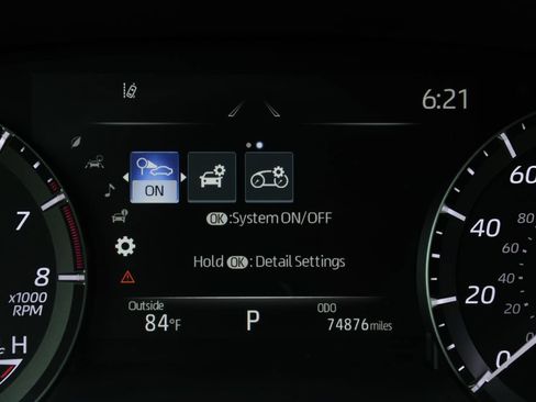 Used 2021 Toyota Highlander XLE AWD/4WD image 27