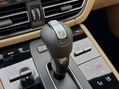 New 2026 Porsche Macan S image 22