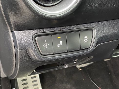 Used 2022 Kia Forte GT-Line w/ GT-Line Premium Package image 12