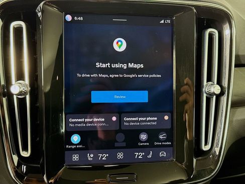 Used 2023 Volvo C40 P8 Recharge Plus w/ Climate Package image 14