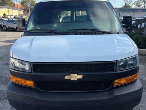 Used 2021 Chevrolet Express 2500 w/ Driver Convenience Package image 3