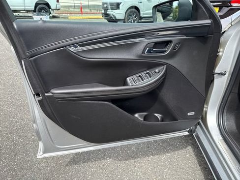 Used 2020 Chevrolet Impala Premier FWD image 15