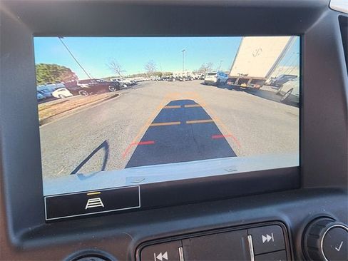 Used 2022 GMC Terrain SLE w/ Driver Convenience Package image 20