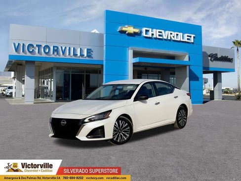 Used 2025 Nissan Altima 2.5 SV FWD image 1