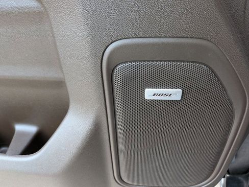 Used 2022 GMC Sierra 3500 Denali w/ Denali Ultimate Package image 16