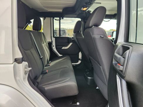 Used 2017 Jeep Wrangler Unlimited Sahara w/ Max Tow Package image 38