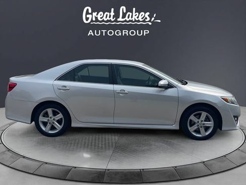 Used 2012 Toyota Camry SE FWD image 6