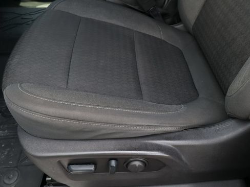 Used 2022 Chevrolet Silverado 2500 LT AWD/4WD image 21