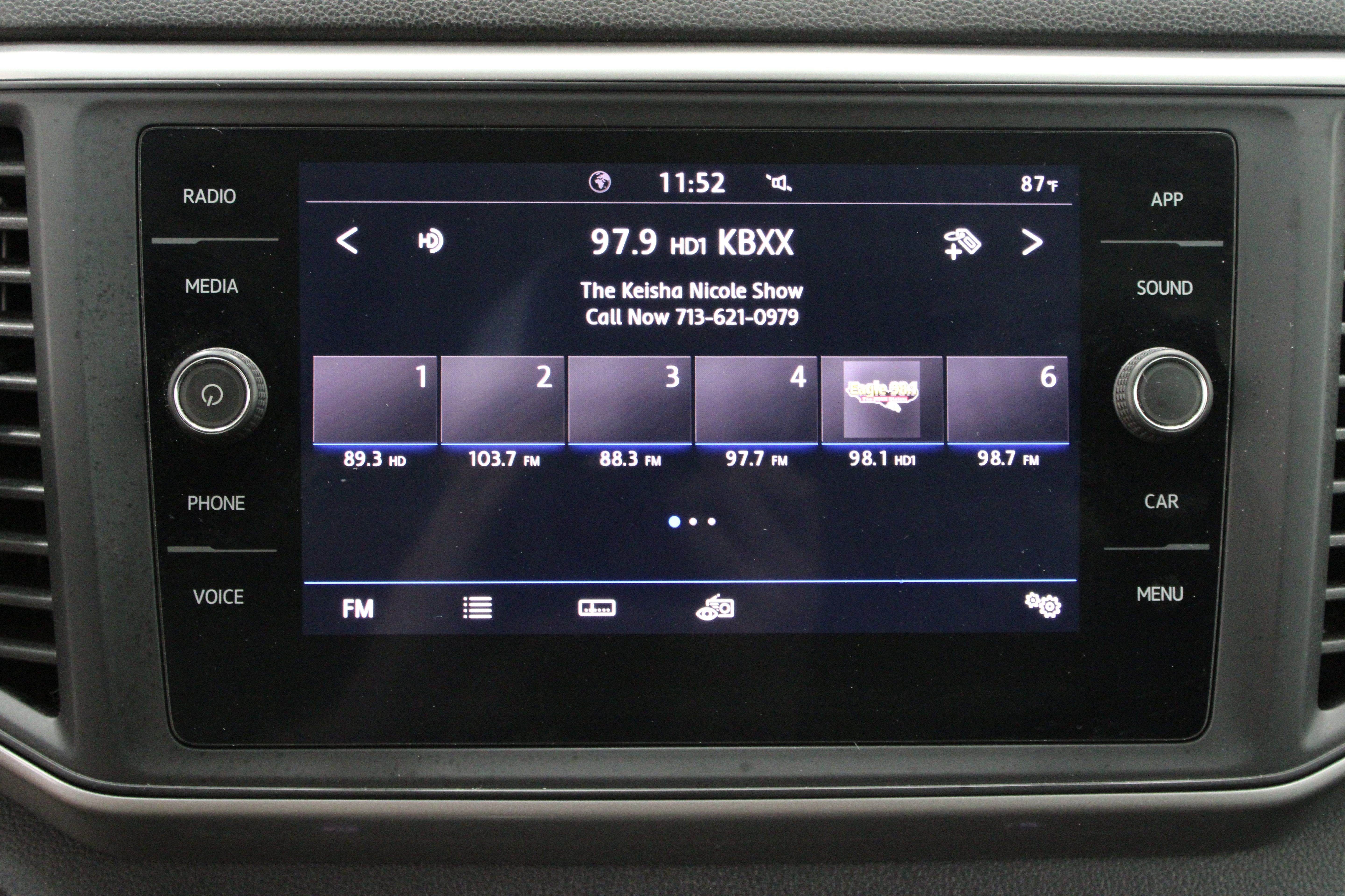 Used 2021 Volkswagen Atlas SE FWD image 19