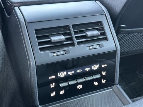 Certified 2025 Porsche Panamera 4 AWD/4WD image 14