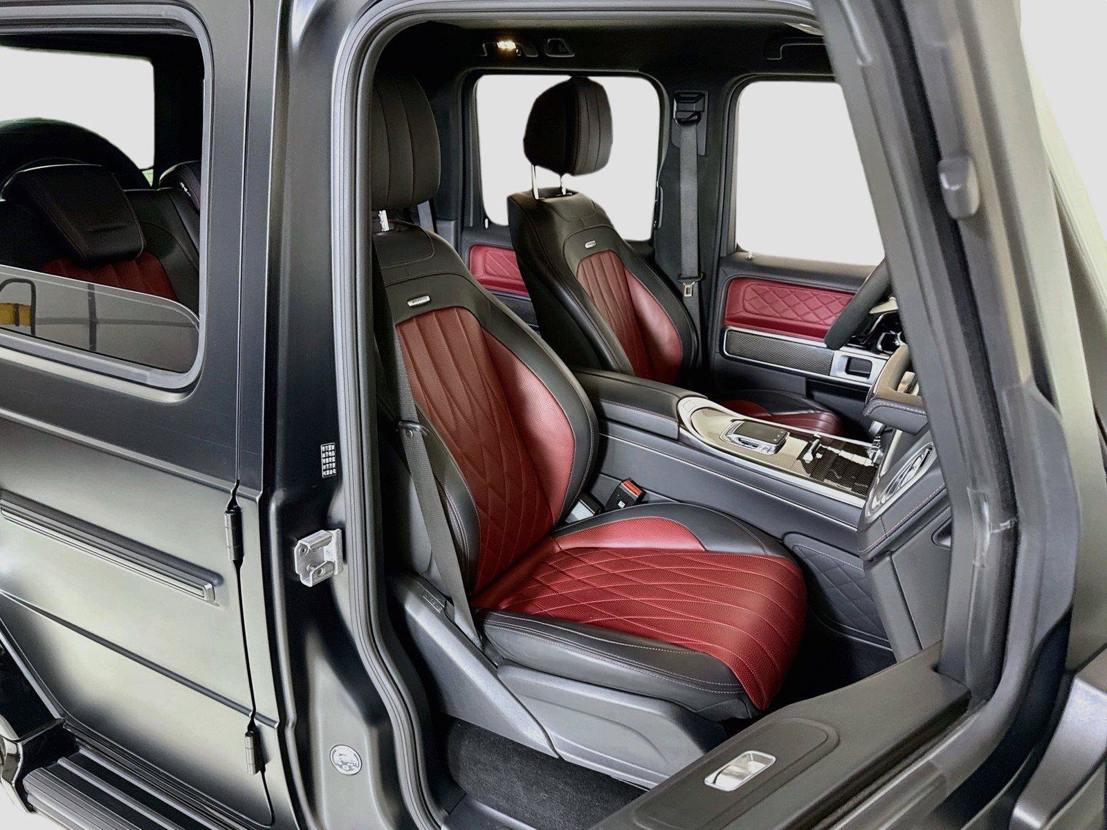 Used 2025 Mercedes-Benz G 63 AMG 4MATIC image 31