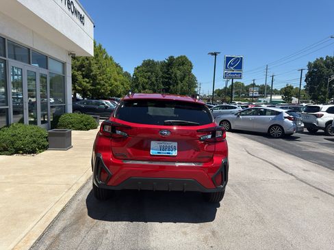 Used 2026 Subaru Crosstrek 2.5i Premium AWD/4WD image 4