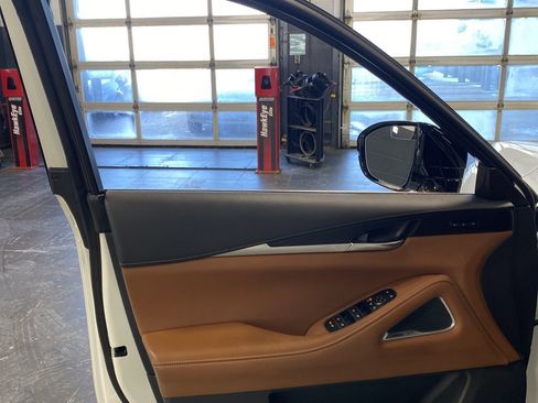 Used 2023 INFINITI QX60 Autograph w/ Cargo Package image 5