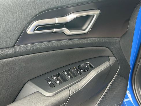 New 2026 Kia Sportage EX w/ EX Panorama Roof Package image 18