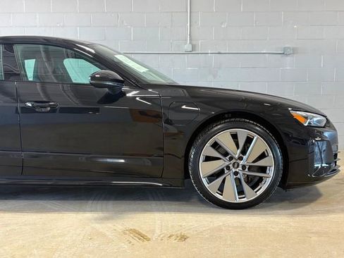 Used 2022 Audi e-tron GT Premium Plus w/ Performance Package image 14
