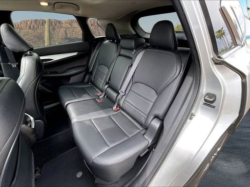 Used 2019 INFINITI QX50 Luxe w/ Navigation Package image 26