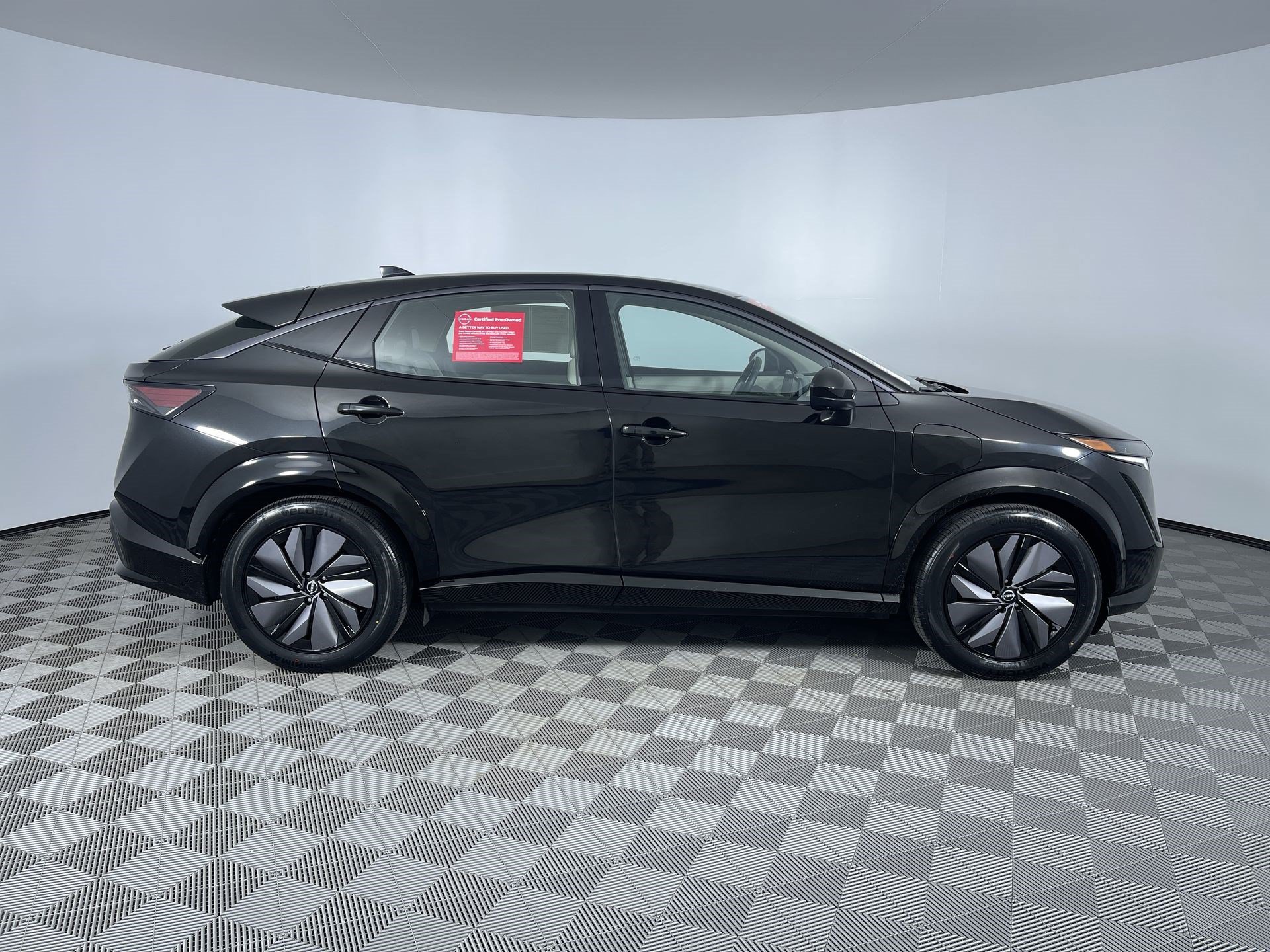 Certified 2024 Nissan Ariya AWD image 10