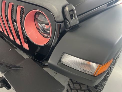Used 2022 Jeep Wrangler Unlimited Sport AWD/4WD image 35