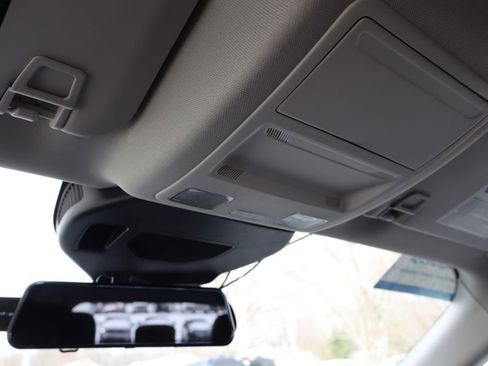 Used 2022 Ford Escape SEL w/ Technology Package image 27